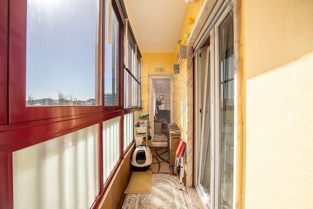 Apartamento T2 à venda em Torres Vedras (São Pedro, Santiago, Santa Maria do Castelo e São Miguel) e Matacães, Torres Vedras — foto 11