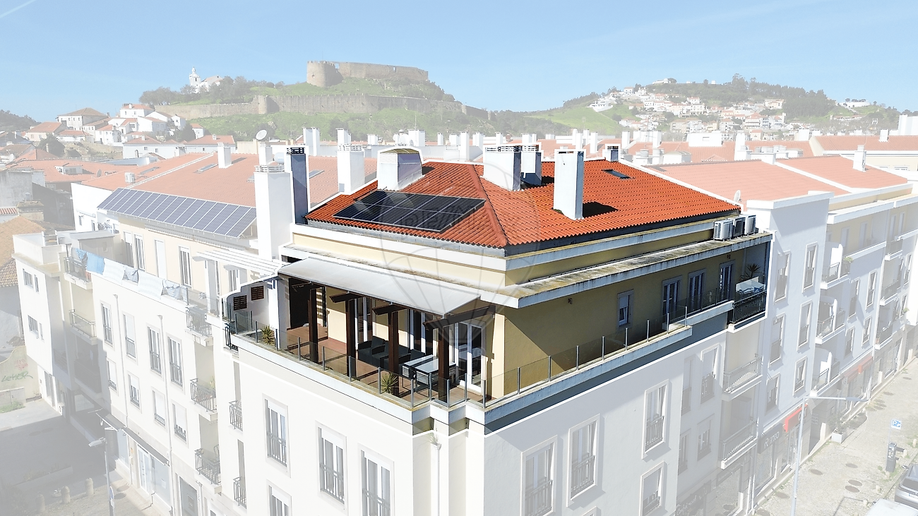 Apartamento T4 à venda em Torres Vedras