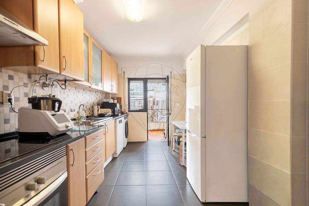Apartamento T2 à venda em Massamá e Monte Abraão, Sintra — foto 8