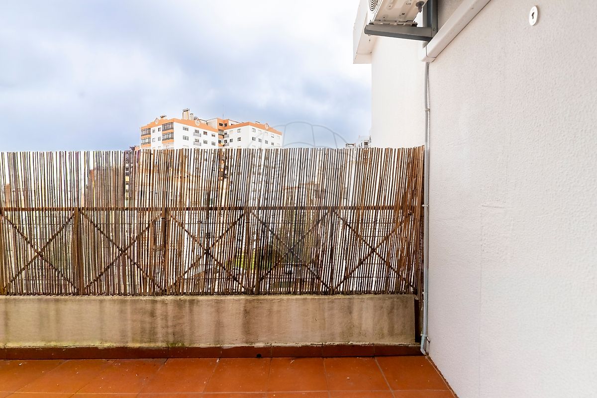 Apartamento T2 à venda em Massamá e Monte Abraão, Sintra — foto 9