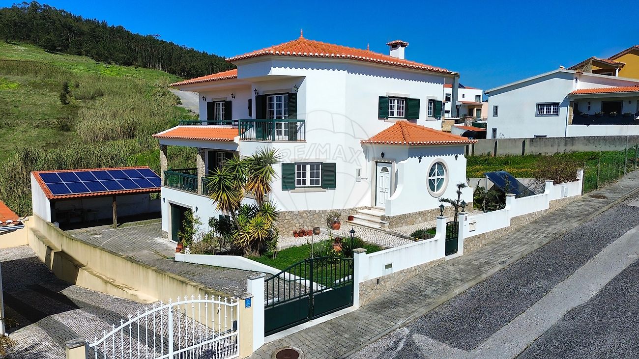 Moradia T4 à venda em Mafra