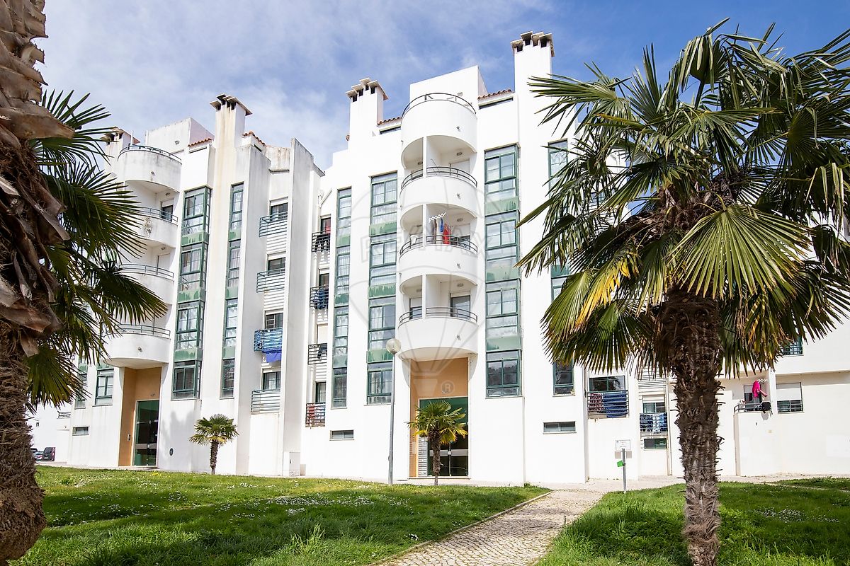 Apartamento T3 à venda em Alenquer