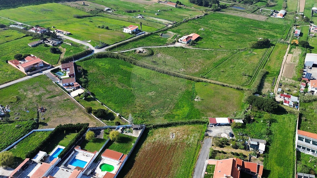Terreno à venda em Torres Vedras