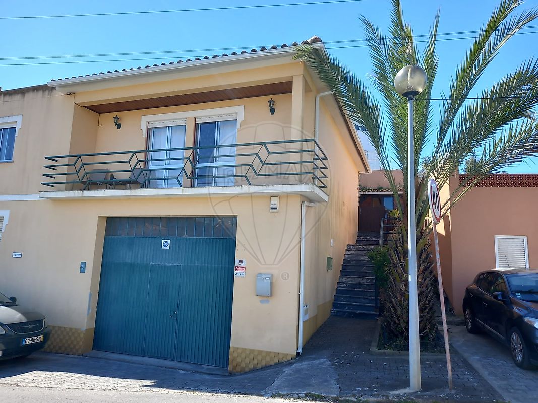 Apartamento T3 à venda em Torres Vedras