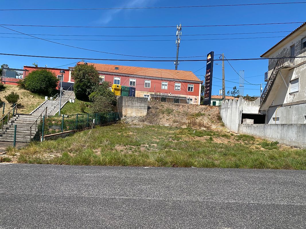 Terreno à venda em Torres Vedras