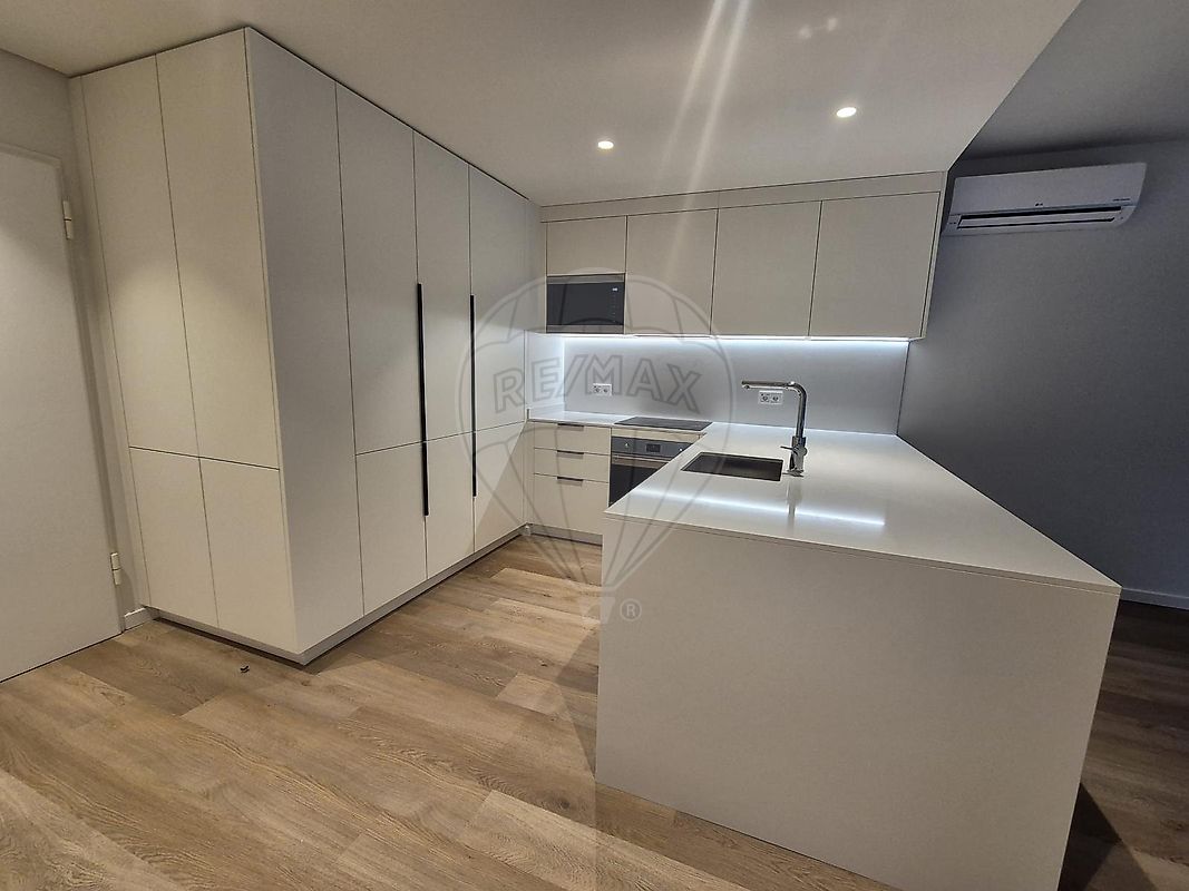 Apartamento T3 à venda em Oeiras