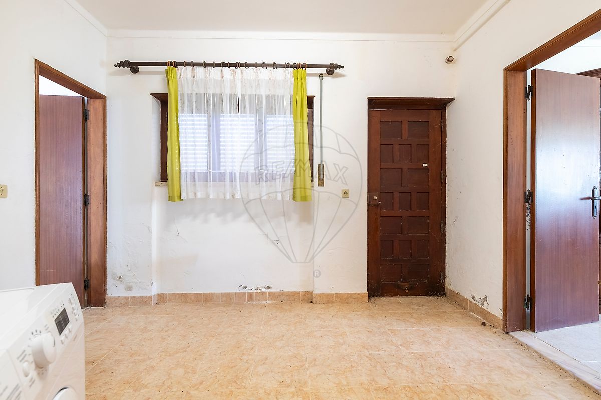 Moradia T3 à venda em Torres Vedras (São Pedro, Santiago, Santa Maria do Castelo e São Miguel) e Matacães, Torres Vedras — foto 8