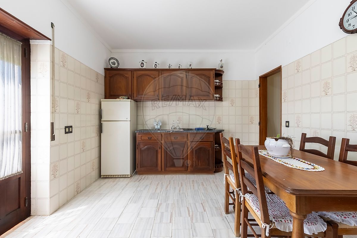 Moradia T3 à venda em Torres Vedras (São Pedro, Santiago, Santa Maria do Castelo e São Miguel) e Matacães, Torres Vedras — foto 6