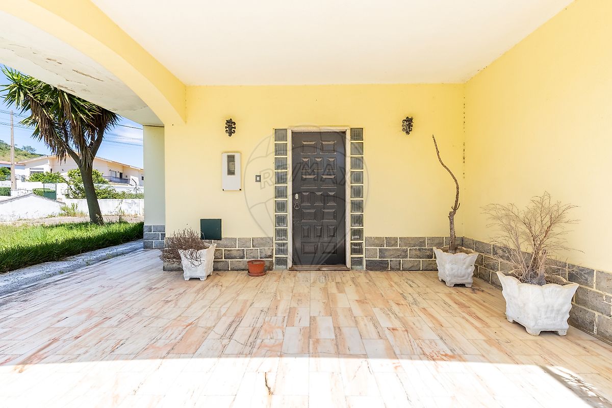 Moradia T3 à venda em Torres Vedras (São Pedro, Santiago, Santa Maria do Castelo e São Miguel) e Matacães, Torres Vedras — foto 30