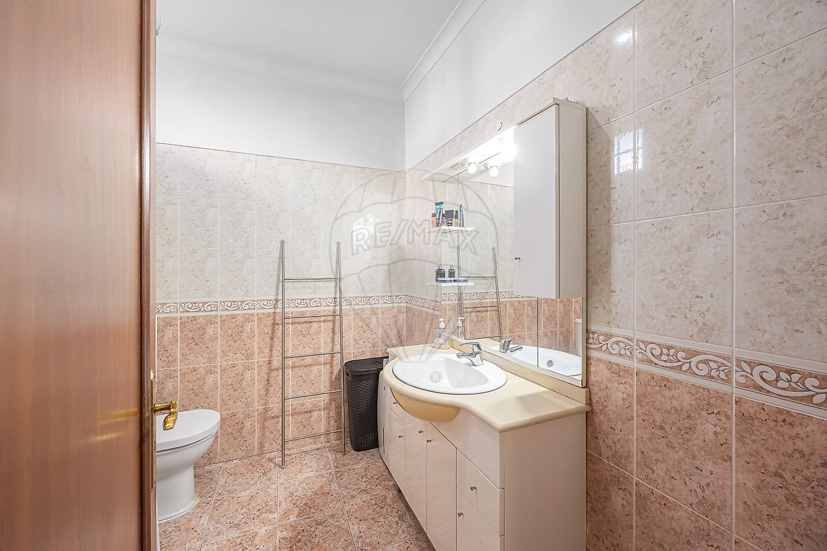 Moradia T5 à venda em Torres Vedras (São Pedro, Santiago, Santa Maria do Castelo e São Miguel) e Matacães, Torres Vedras — foto 27