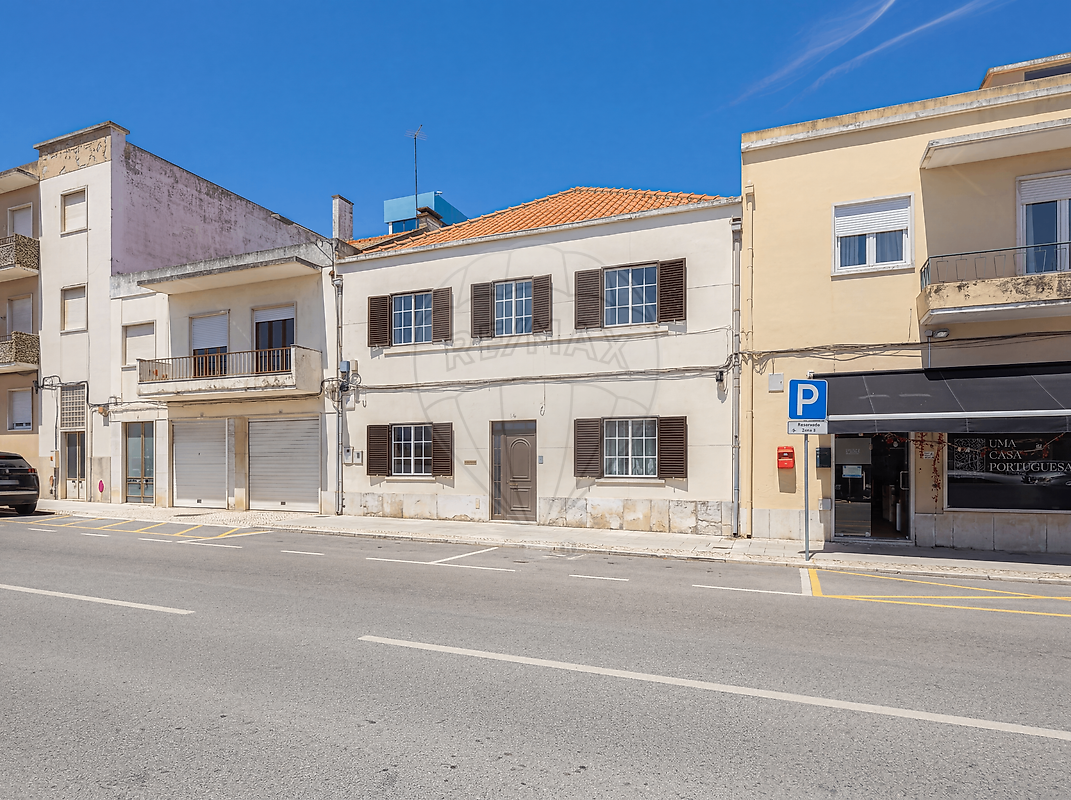 Moradia T5 à venda em Torres Vedras