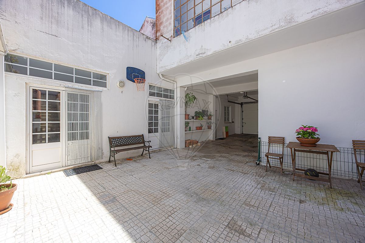Moradia T5 à venda em Torres Vedras (São Pedro, Santiago, Santa Maria do Castelo e São Miguel) e Matacães, Torres Vedras — foto 12