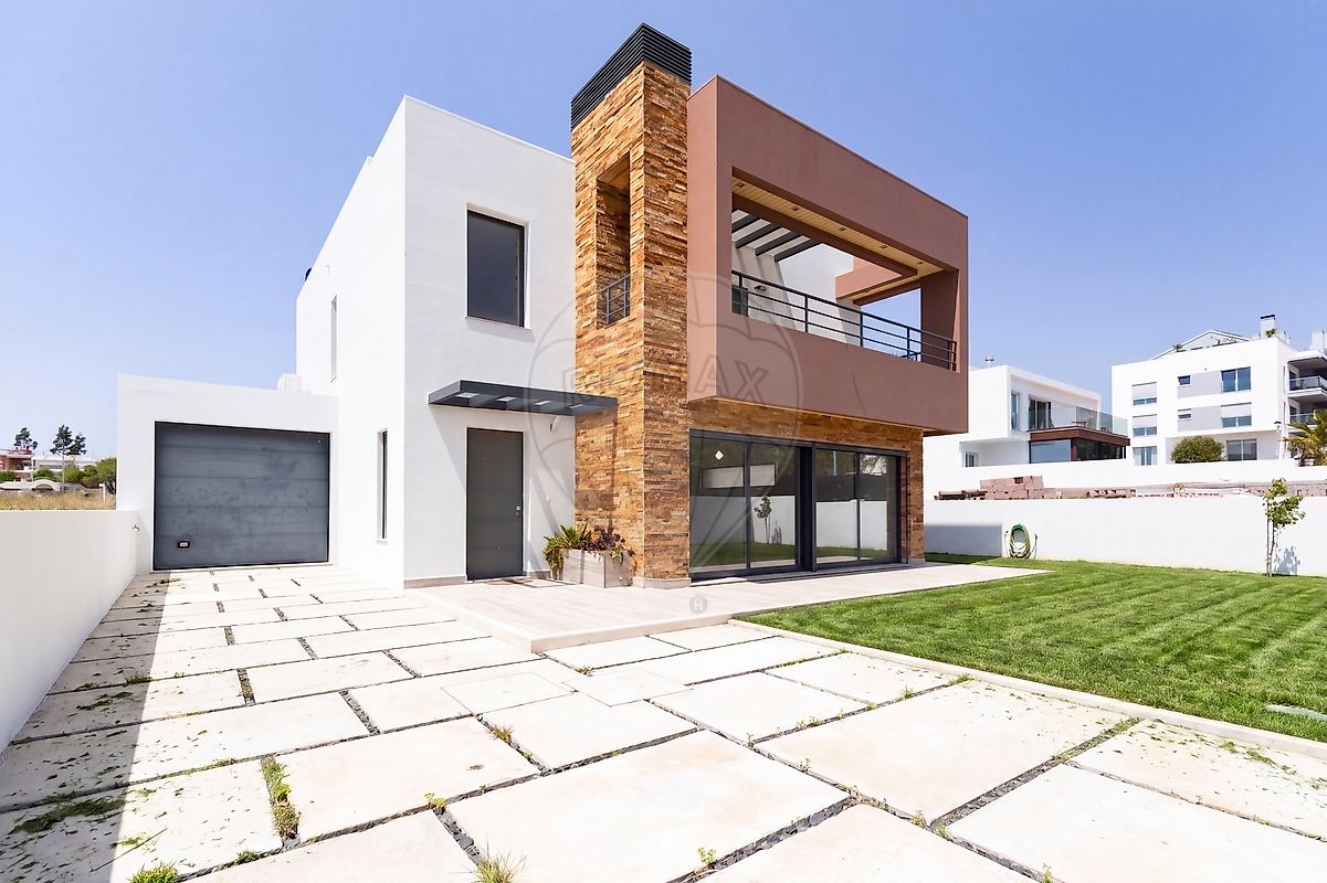 Moradia T4 à venda em Torres Vedras