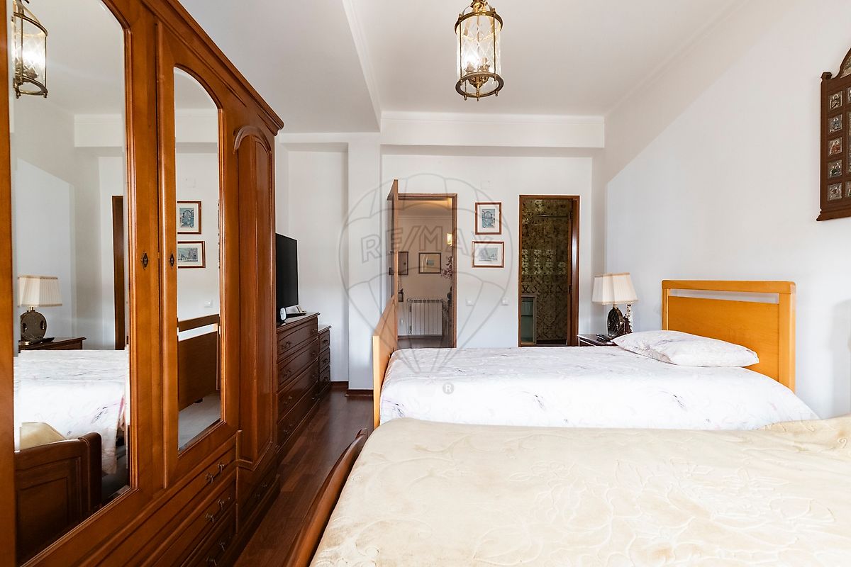 Apartamento T5 à venda em Torres Vedras (São Pedro, Santiago, Santa Maria do Castelo e São Miguel) e Matacães, Torres Vedras — foto 12