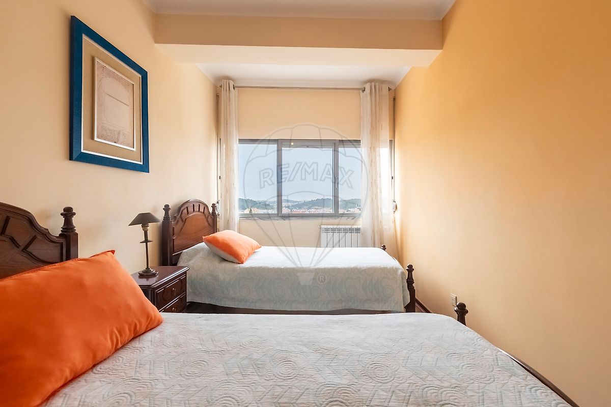 Apartamento T5 à venda em Torres Vedras (São Pedro, Santiago, Santa Maria do Castelo e São Miguel) e Matacães, Torres Vedras — foto 16