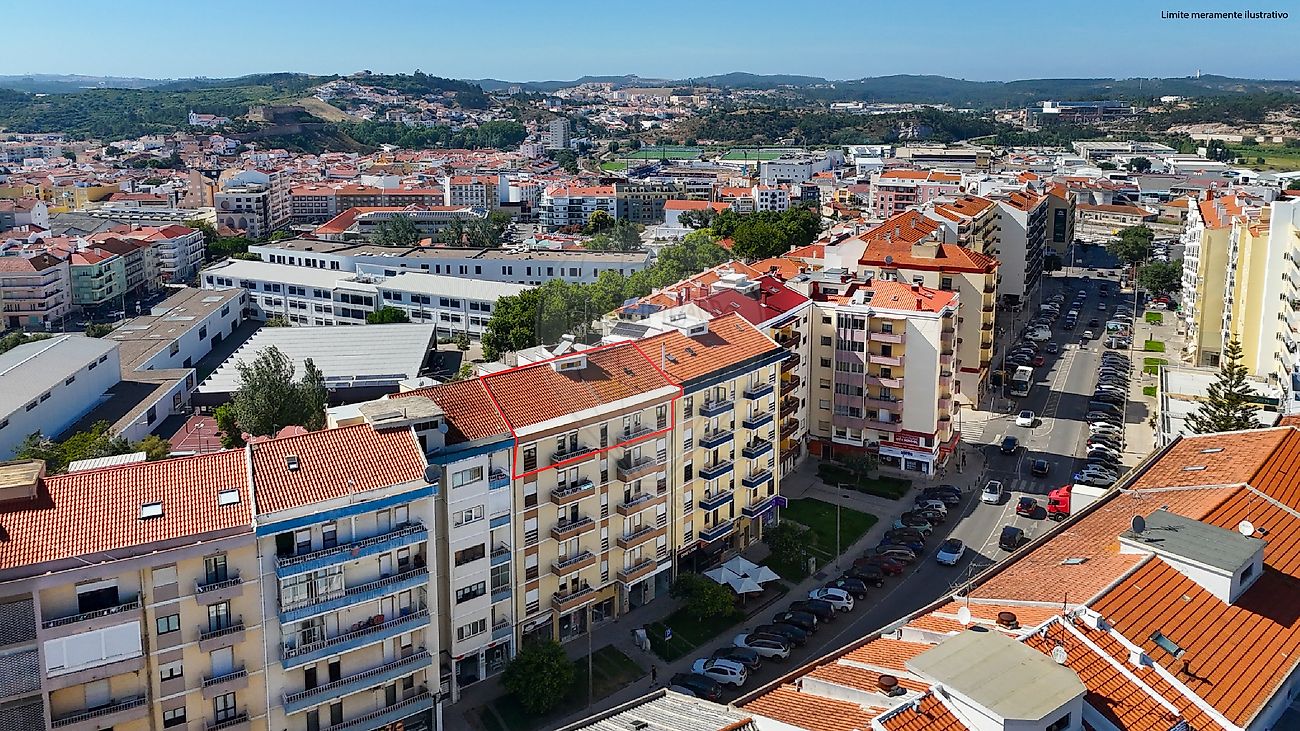 Apartamento T5 à venda em Torres Vedras (São Pedro, Santiago, Santa Maria do Castelo e São Miguel) e Matacães, Torres Vedras — foto 32