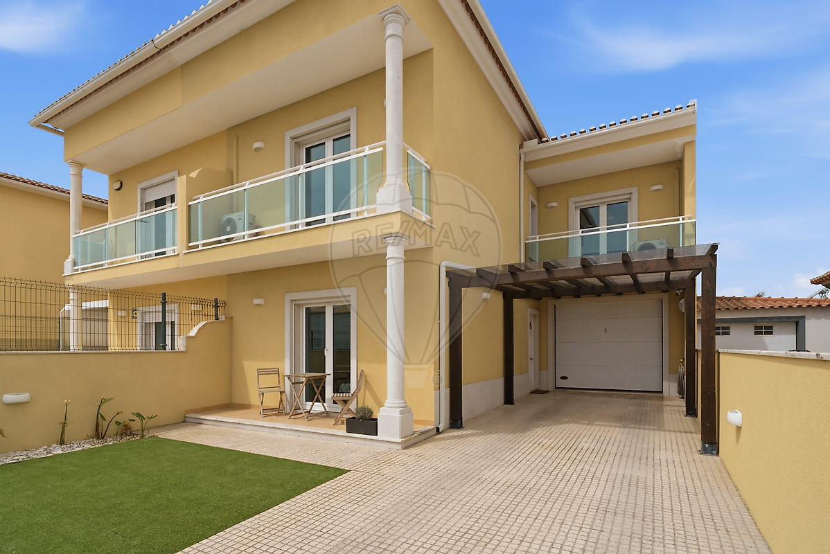 Apartamento T4 à venda em Torres Vedras