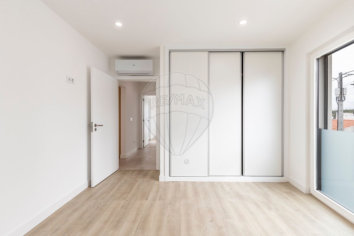 Apartamento T3 à venda em Torres Vedras (São Pedro, Santiago, Santa Maria do Castelo e São Miguel) e Matacães, Torres Vedras — foto 19