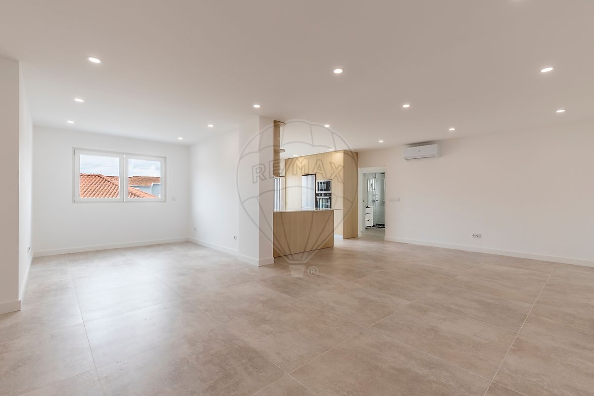 Apartamento T3 à venda em Torres Vedras (São Pedro, Santiago, Santa Maria do Castelo e São Miguel) e Matacães, Torres Vedras — foto 9