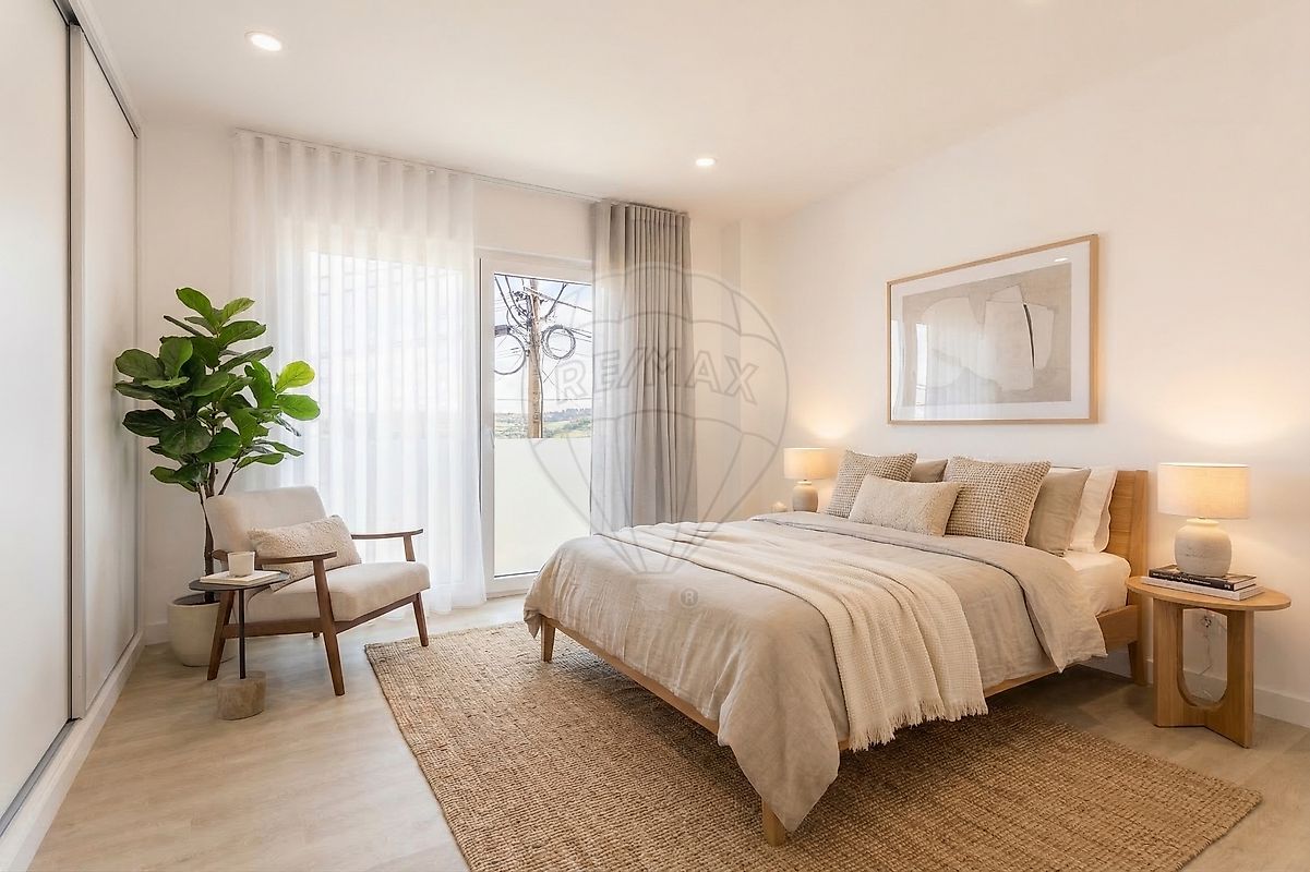 Apartamento T2 à venda em Torres Vedras (São Pedro, Santiago, Santa Maria do Castelo e São Miguel) e Matacães, Torres Vedras — foto 12