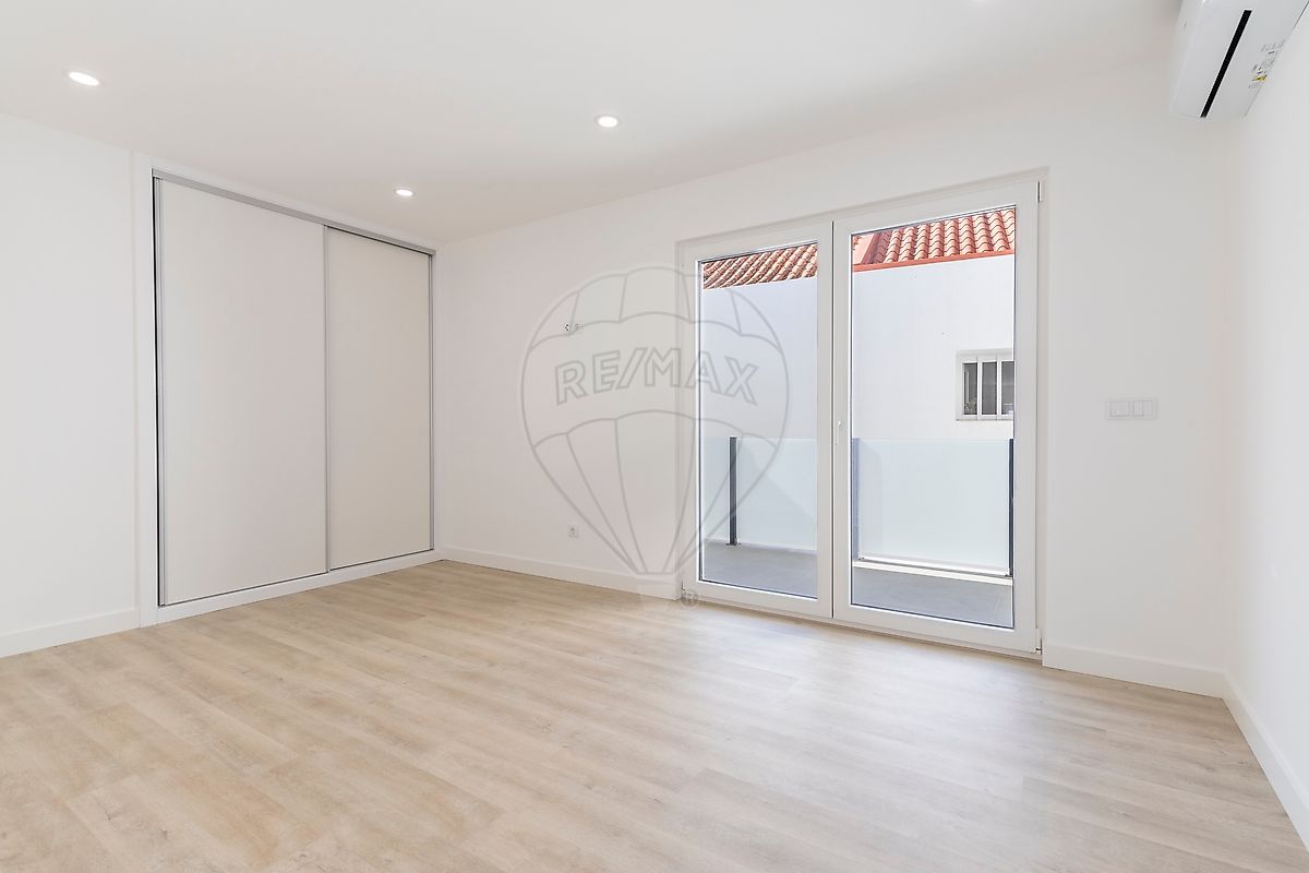 Apartamento T2 à venda em Torres Vedras (São Pedro, Santiago, Santa Maria do Castelo e São Miguel) e Matacães, Torres Vedras — foto 17