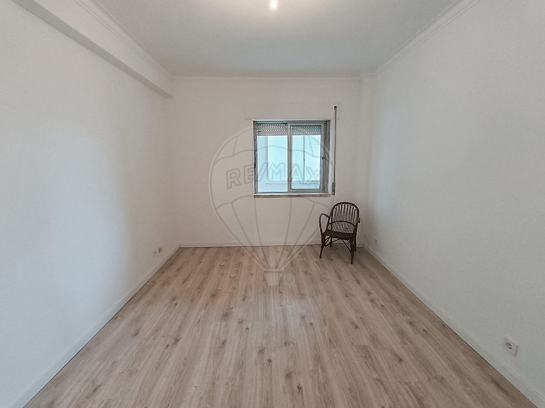 Apartamento T2 à venda em Massamá e Monte Abraão, Sintra — foto 17