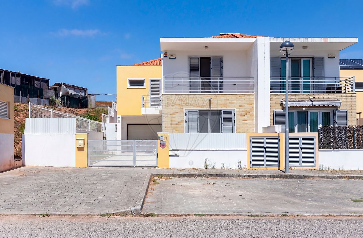 Apartamento T3 à venda em Torres Vedras