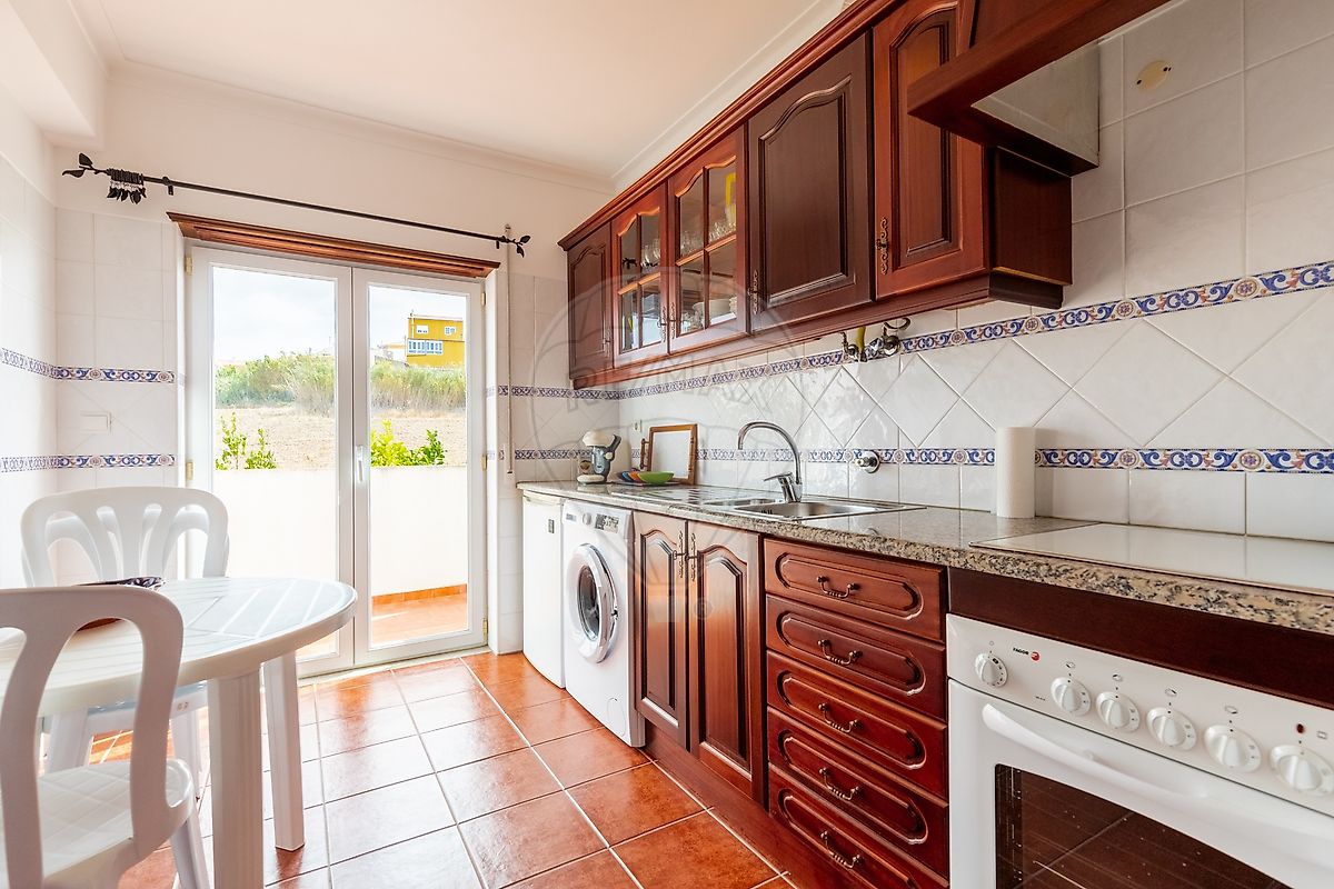 Apartamento T2 à venda em Lourinhã e Atalaia, Lourinhã — foto 12