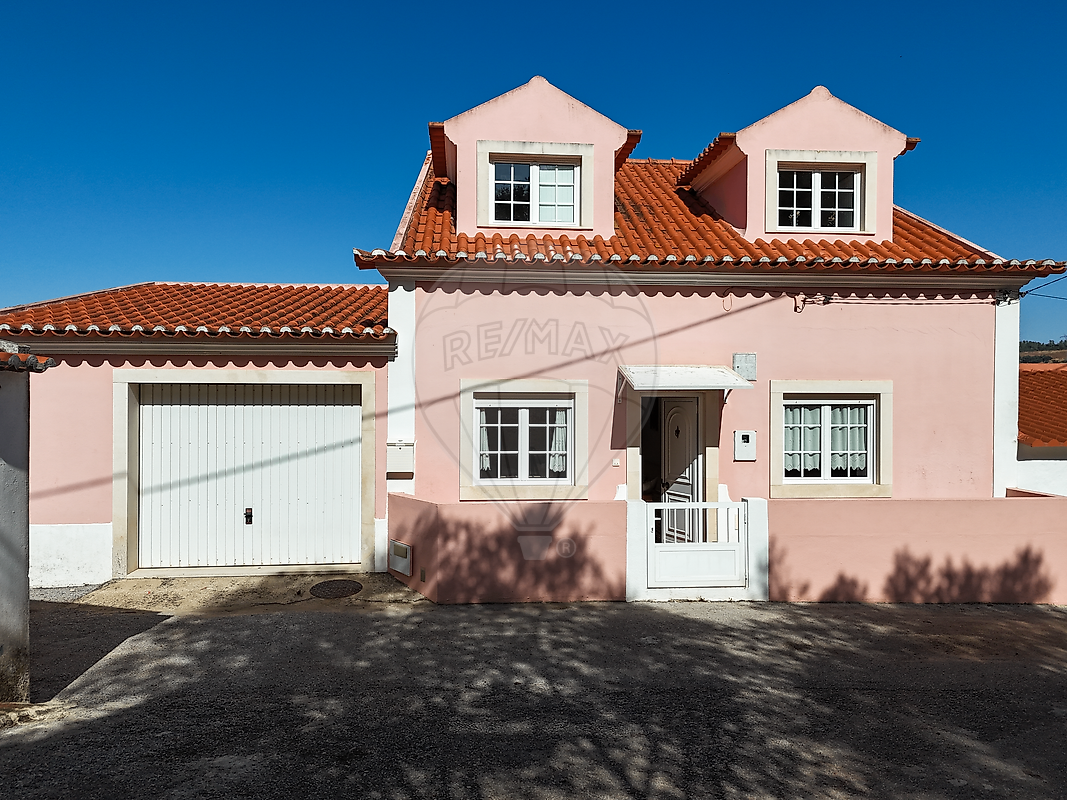 Moradia T3 - Carvoeira e Carmões, Torres Vedras, Lisboa