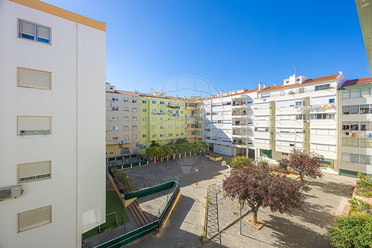 Apartamento T4 à venda em Torres Vedras (São Pedro, Santiago, Santa Maria do Castelo e São Miguel) e Matacães, Torres Vedras — foto 19