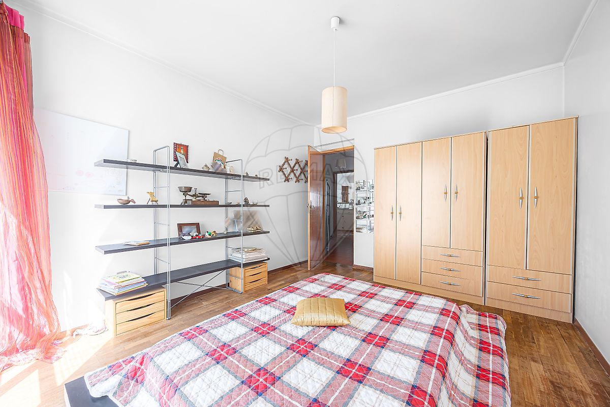 Apartamento T4 à venda em Torres Vedras (São Pedro, Santiago, Santa Maria do Castelo e São Miguel) e Matacães, Torres Vedras — foto 15