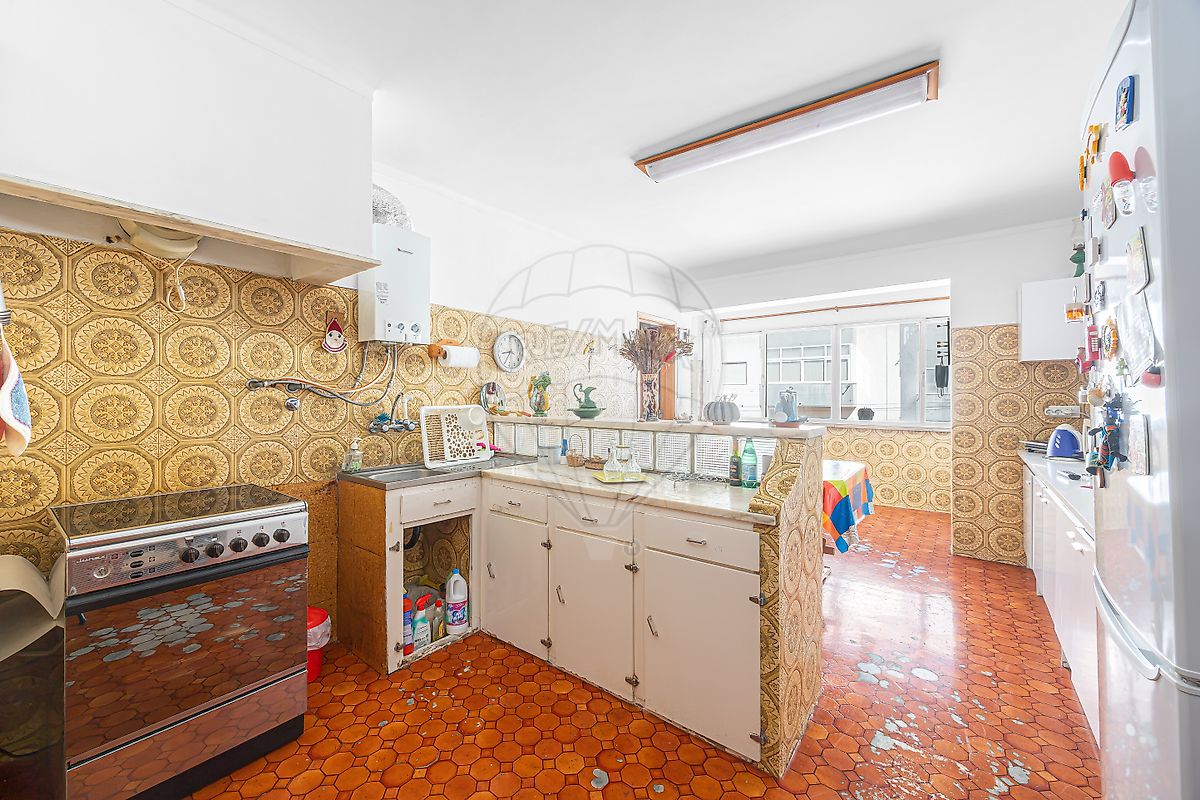 Apartamento T4 à venda em Torres Vedras (São Pedro, Santiago, Santa Maria do Castelo e São Miguel) e Matacães, Torres Vedras — foto 7