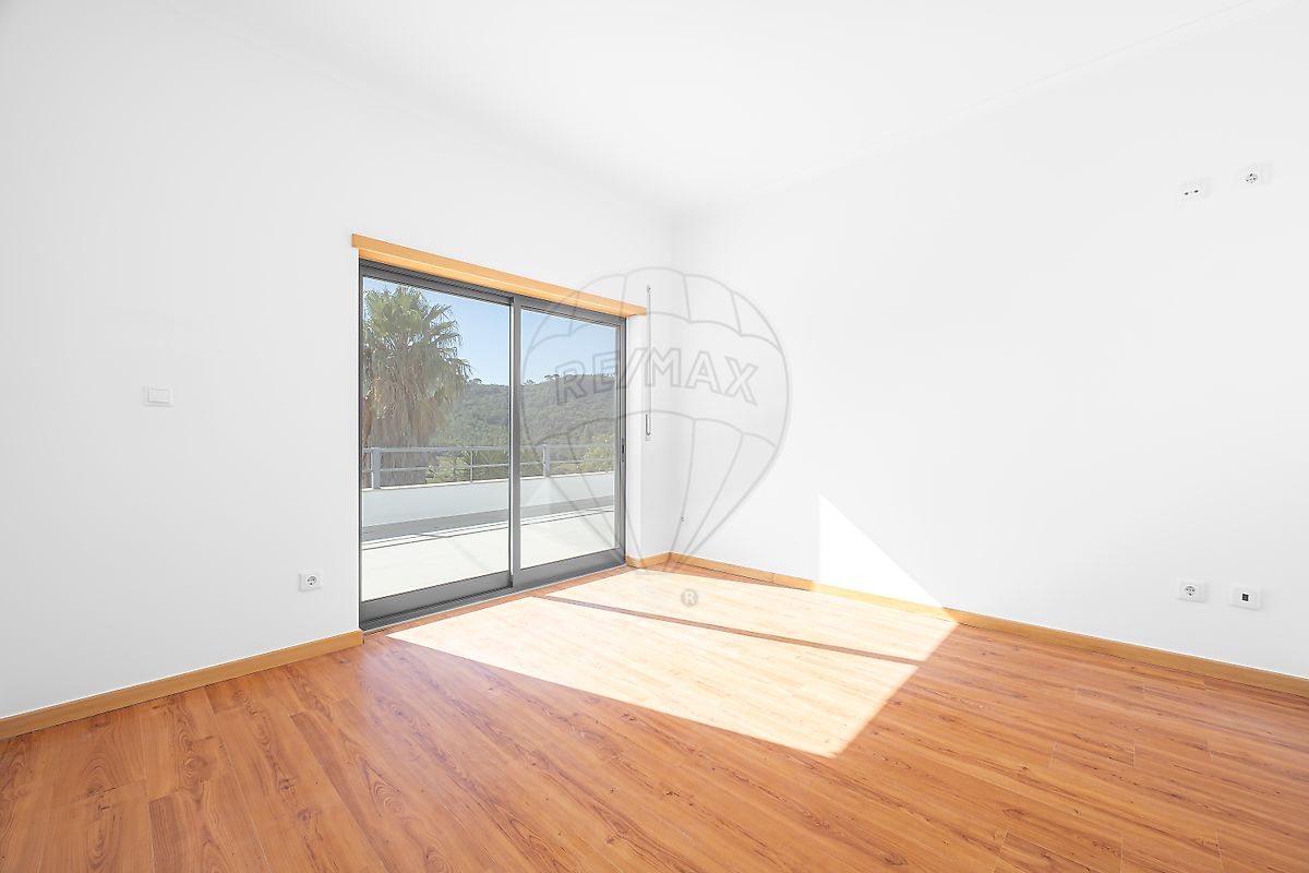 Moradia T6+ à venda em Torres Vedras (São Pedro, Santiago, Santa Maria do Castelo e São Miguel) e Matacães, Torres Vedras — foto 24
