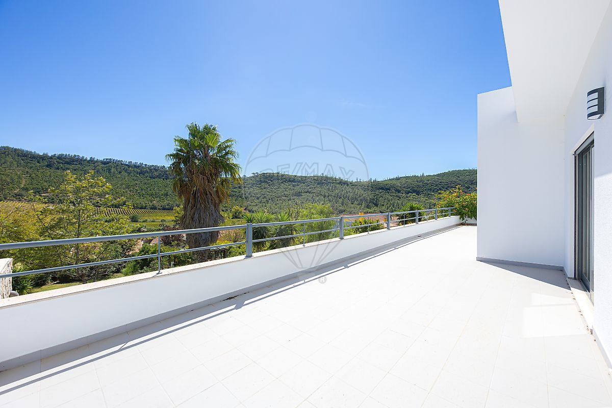 Moradia T6+ à venda em Torres Vedras (São Pedro, Santiago, Santa Maria do Castelo e São Miguel) e Matacães, Torres Vedras — foto 26
