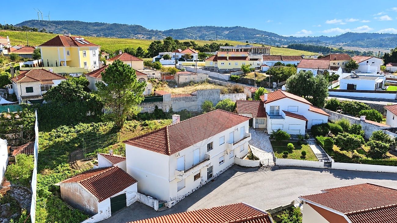 Apartamento T2 à venda em Torres Vedras (São Pedro, Santiago, Santa Maria do Castelo e São Miguel) e Matacães, Torres Vedras — foto 3