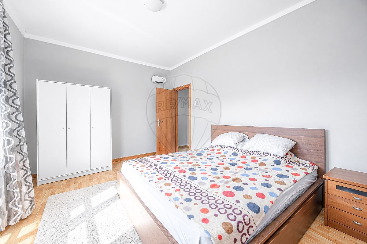 Apartamento T2 à venda em Torres Vedras (São Pedro, Santiago, Santa Maria do Castelo e São Miguel) e Matacães, Torres Vedras — foto 11