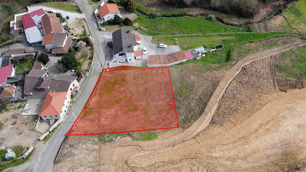 Land for sale in Lousada, Portugal — €59,000