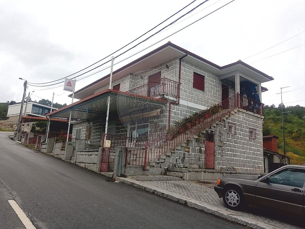 Outros - Habitação  para venda