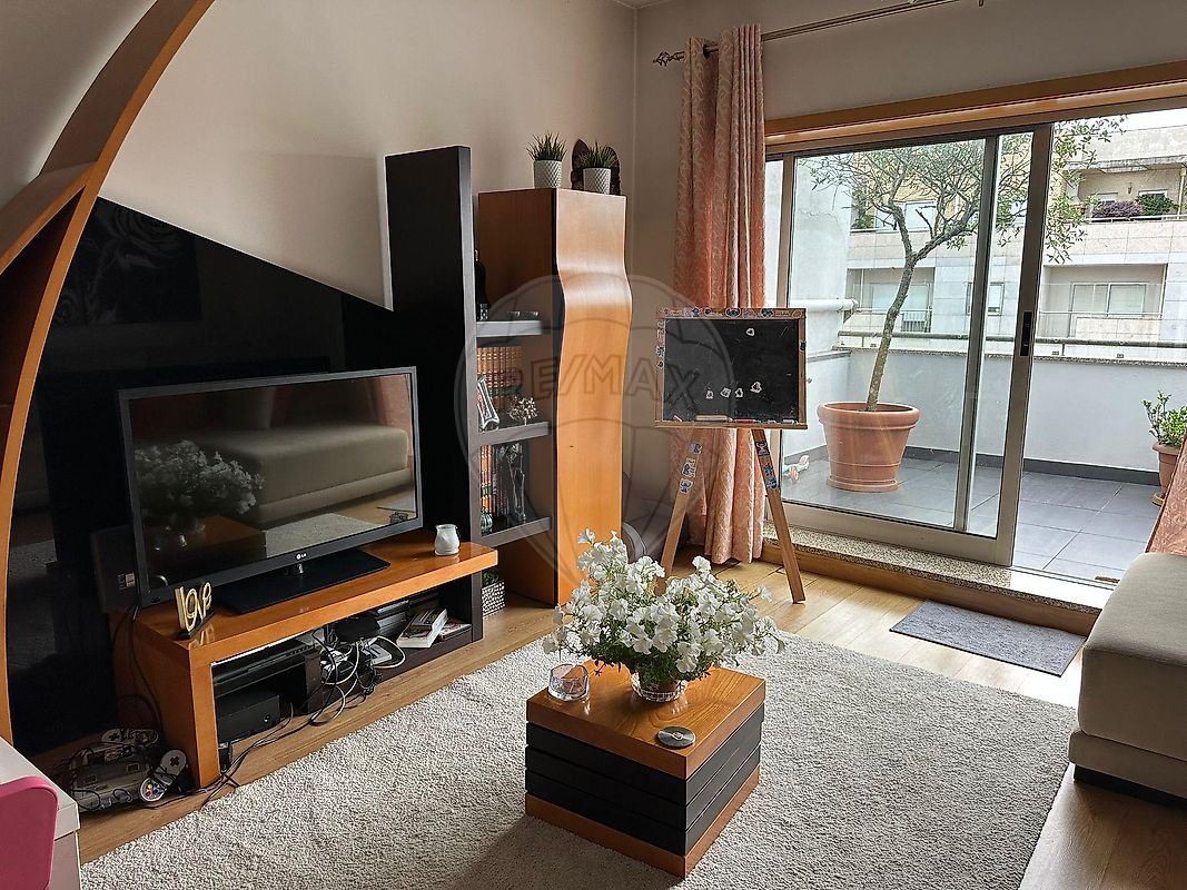 Apartamento T4 para venda