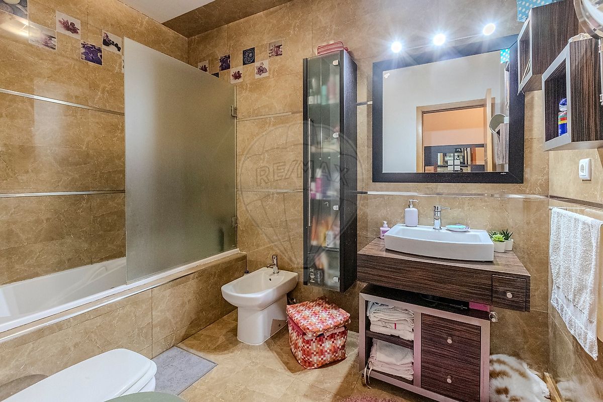listing 121911233-1 picture-0