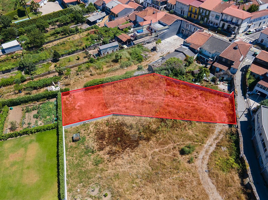 Terreno à venda em Valongo