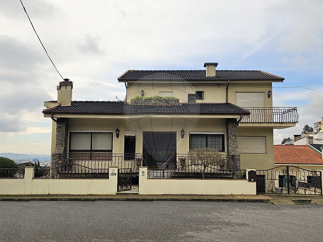 Apartamento T3 à venda em Gondomar