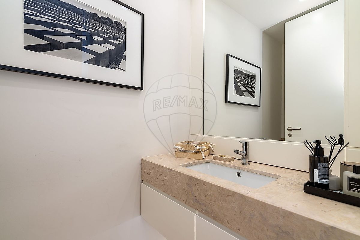 listing 121961005-220 picture-0