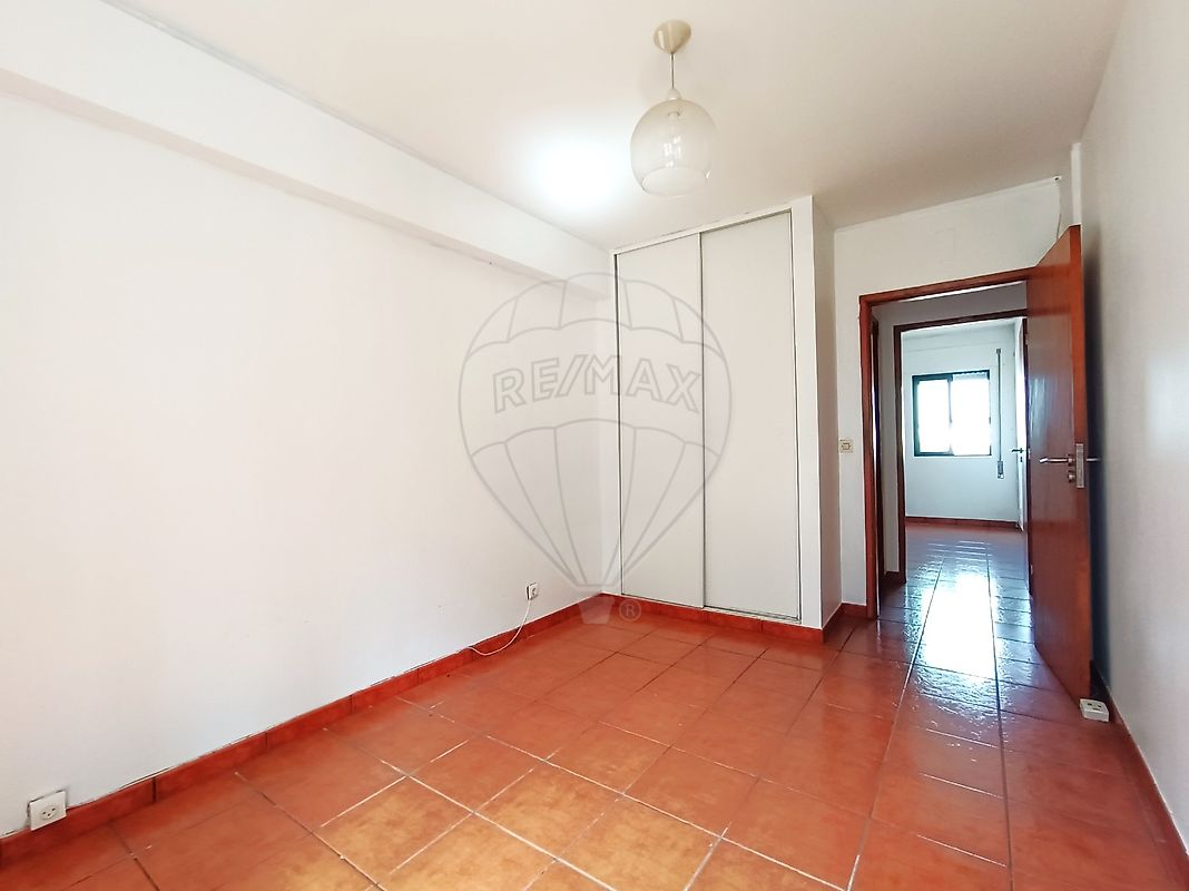 listing 121961985-19 picture-0