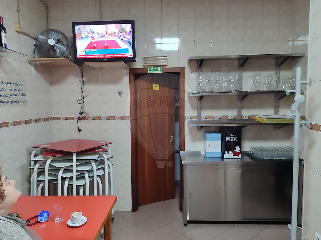 listing 121962118-3 picture-0