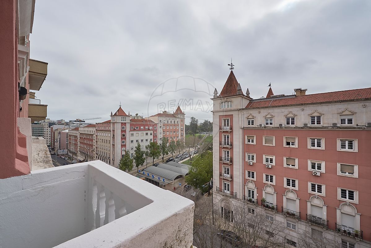 Apartamento T8 à venda em Lisboa