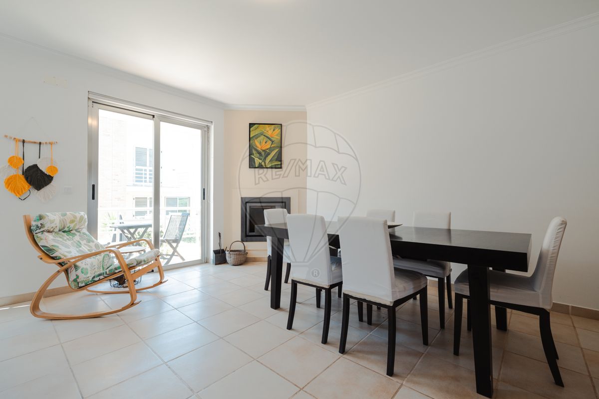 listing 121961414-157 picture-0