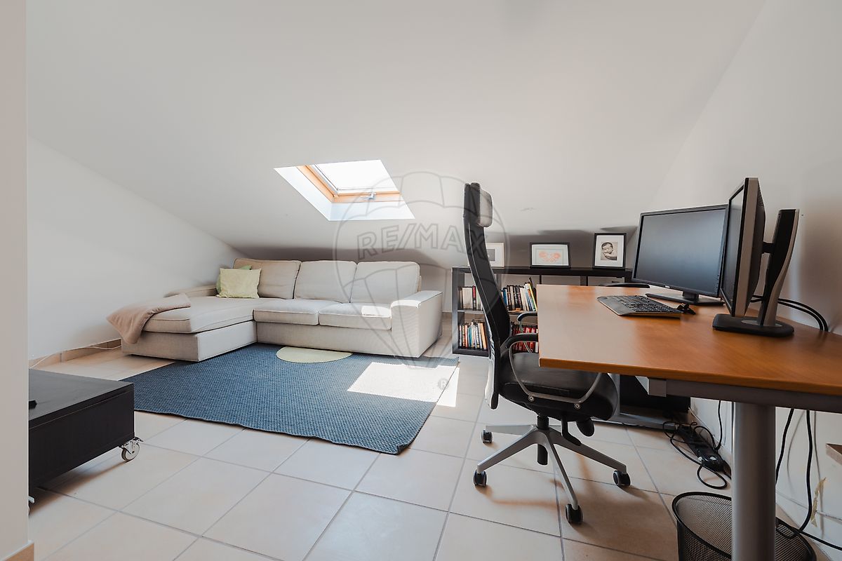 listing 121961414-157 picture-0