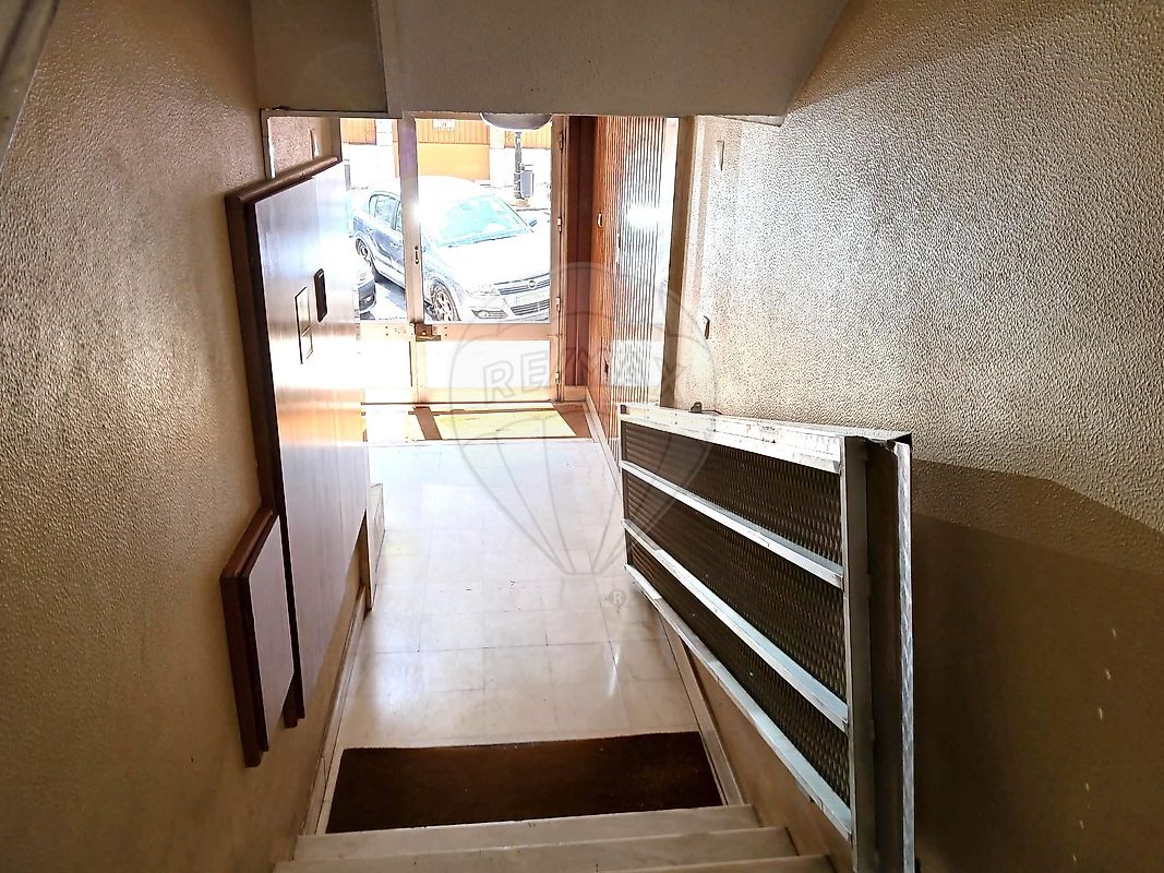 listing 121961105-341 picture-0