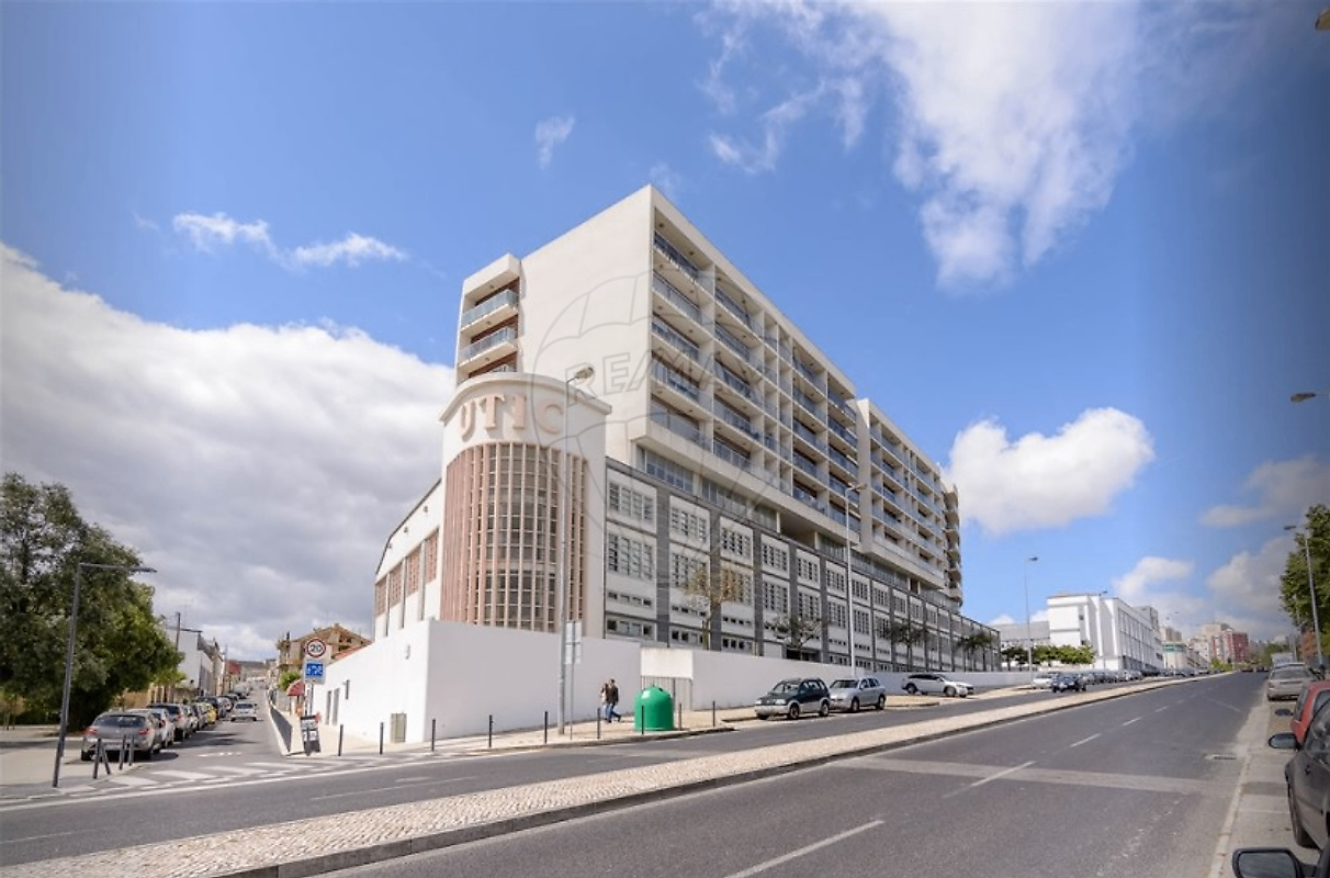 listing 121961188-437 picture-0